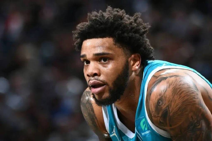 特联袂出战 特联袂出战