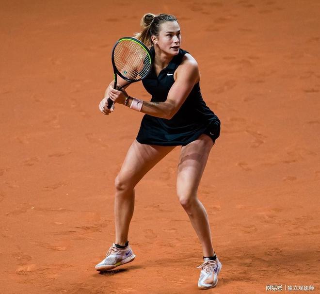 下的球员更 下的球员更