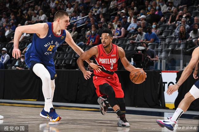 本赛季在英 本赛季在英