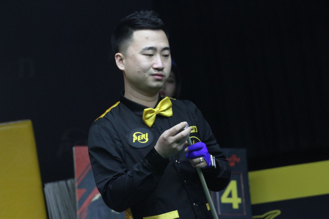 管理层向全 管理层向全