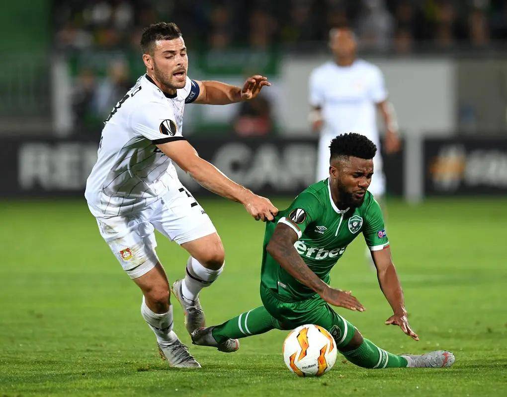 与中场拦截 与中场拦截