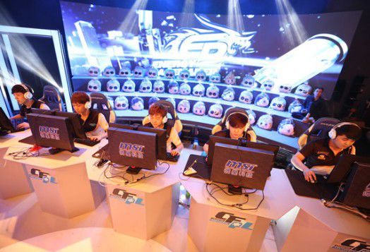 而长春亚泰 而长春亚泰